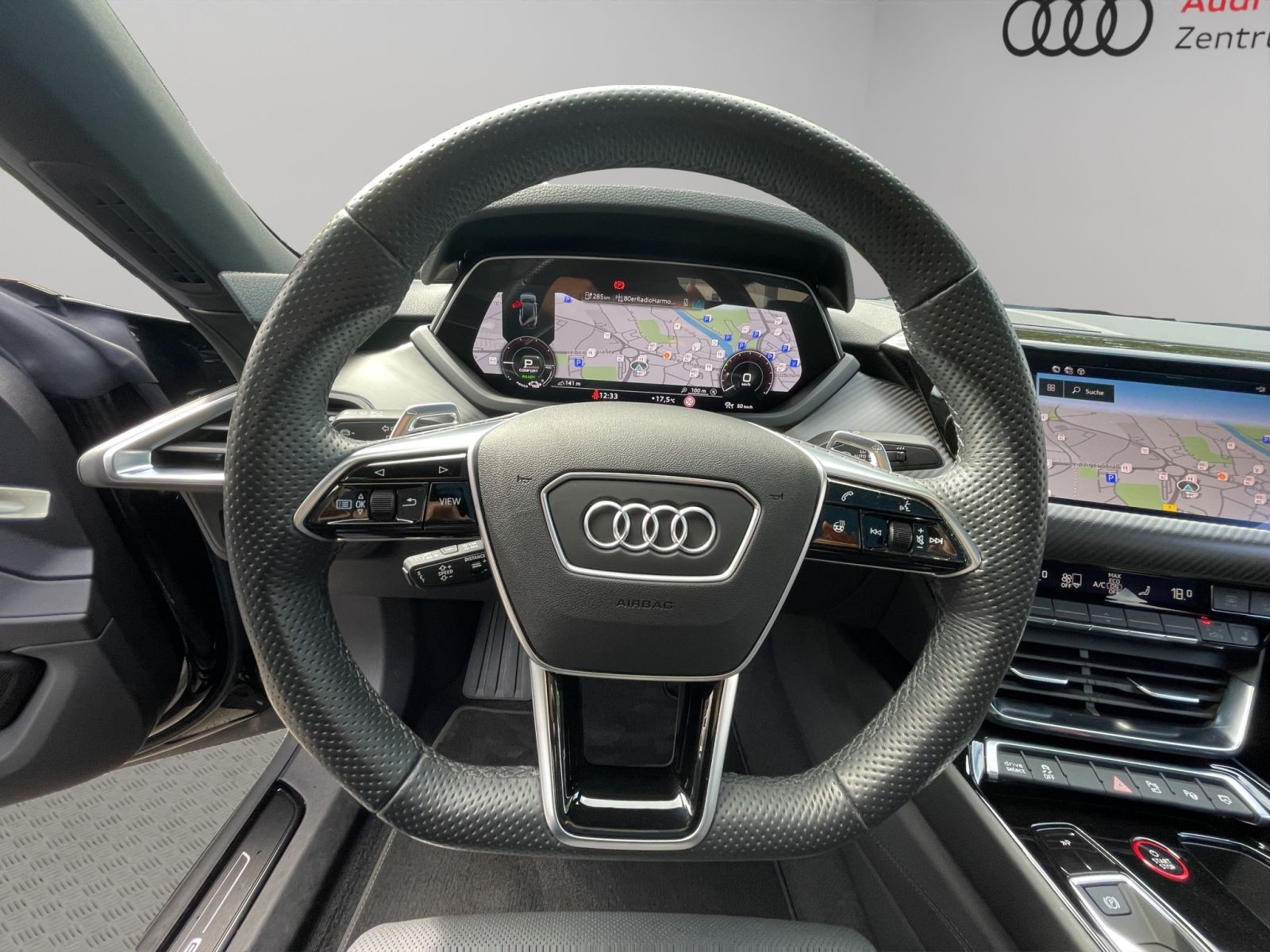 Audi - e-tron GT quattro_12