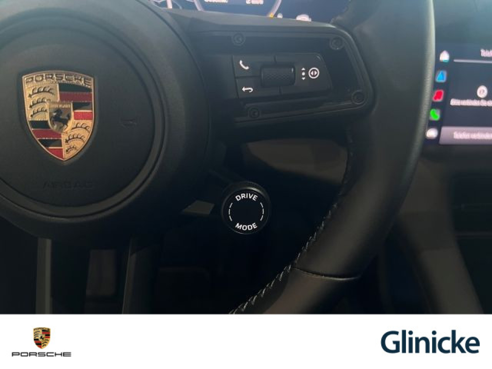 Porsche - Taycan_28