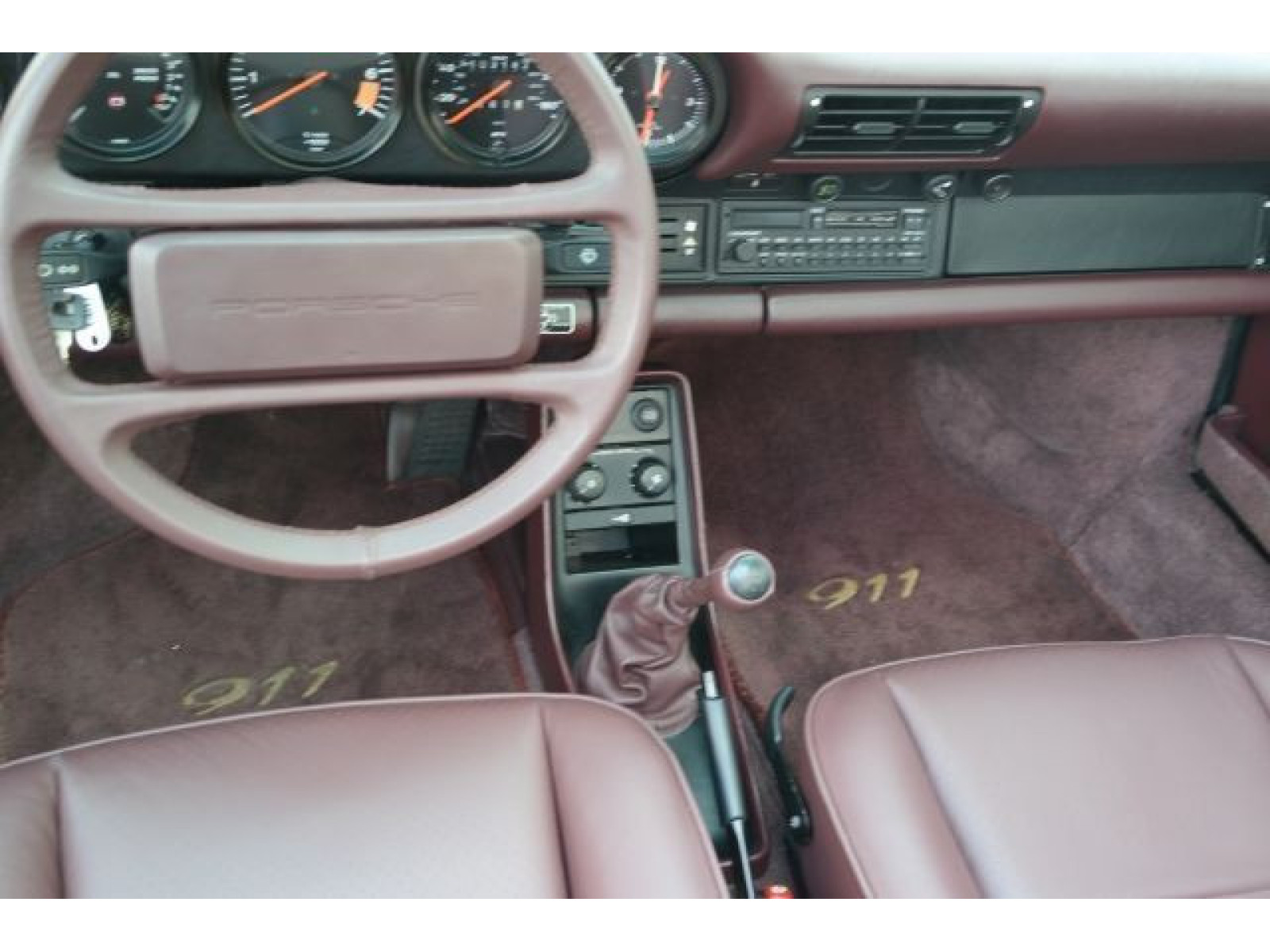 Porsche - 911_19