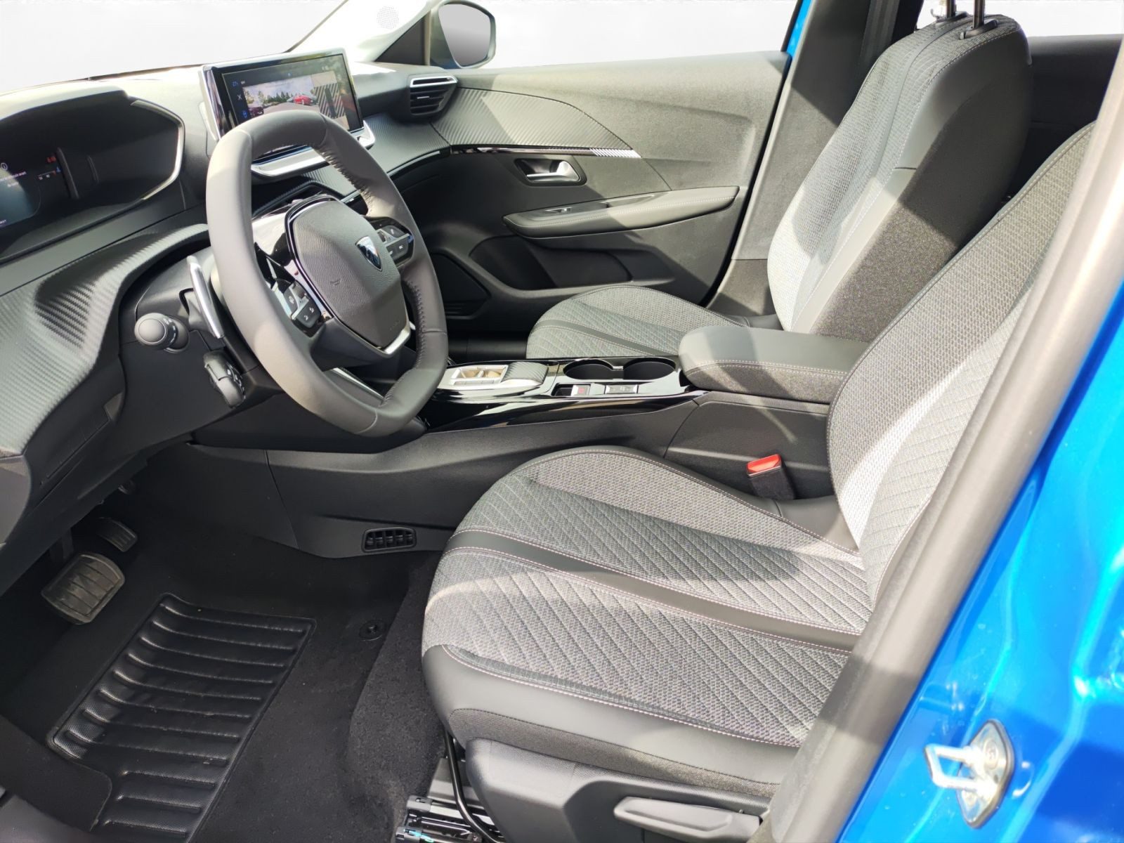 Peugeot - 208_11