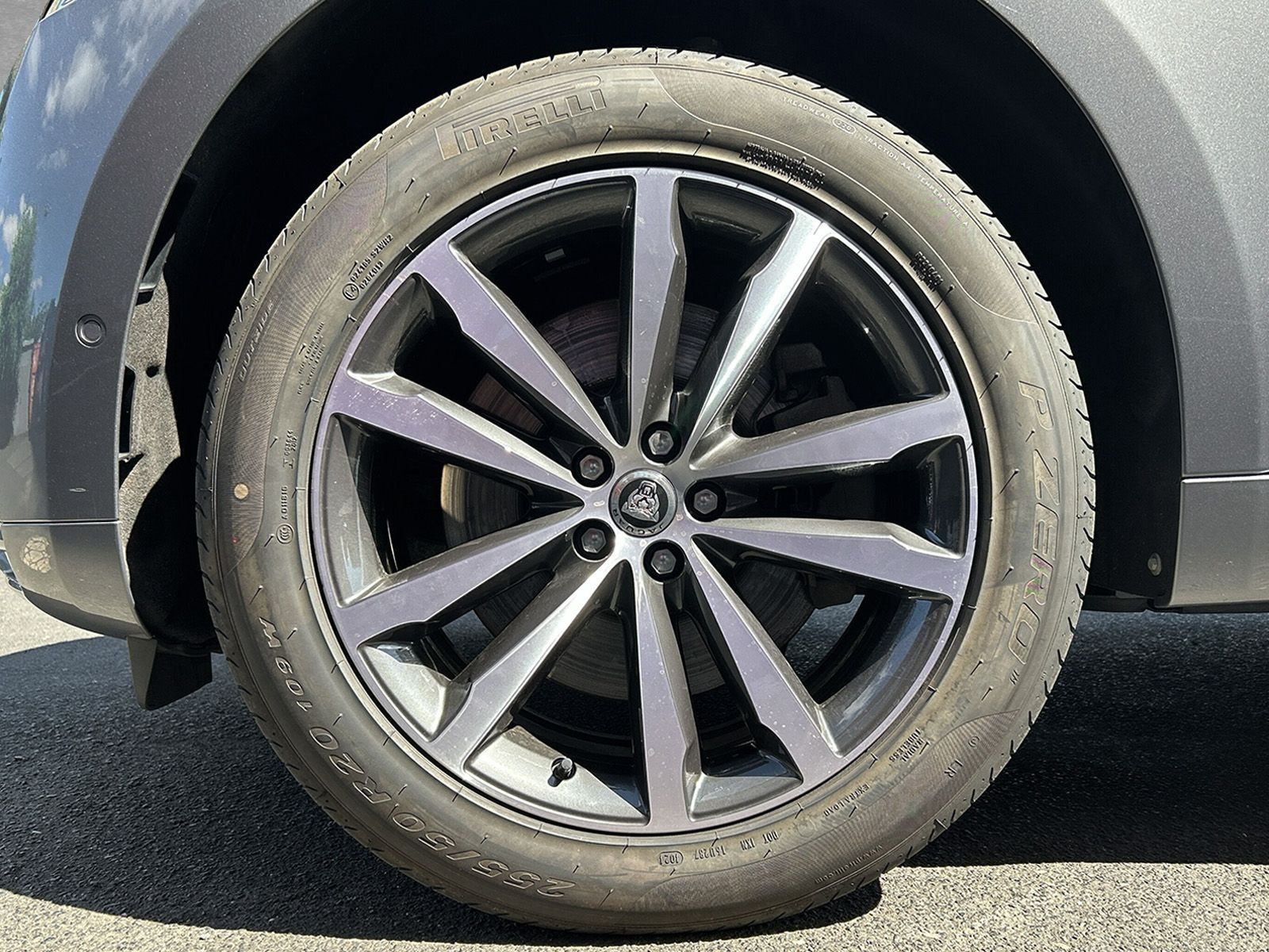 Jaguar - F-Pace_9