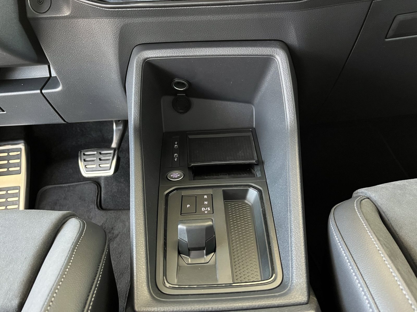 Volkswagen - Caddy Maxi_6