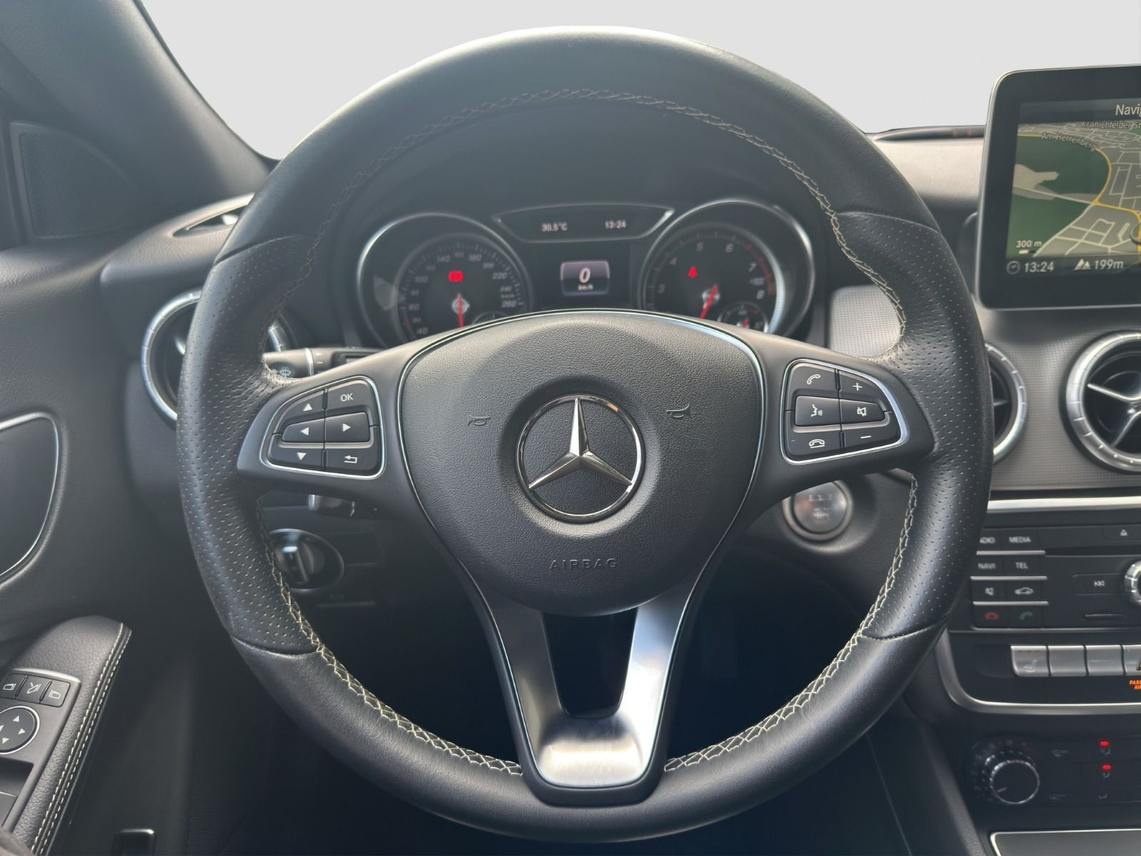 Mercedes-Benz - CLA 200 Shooting Brake_7