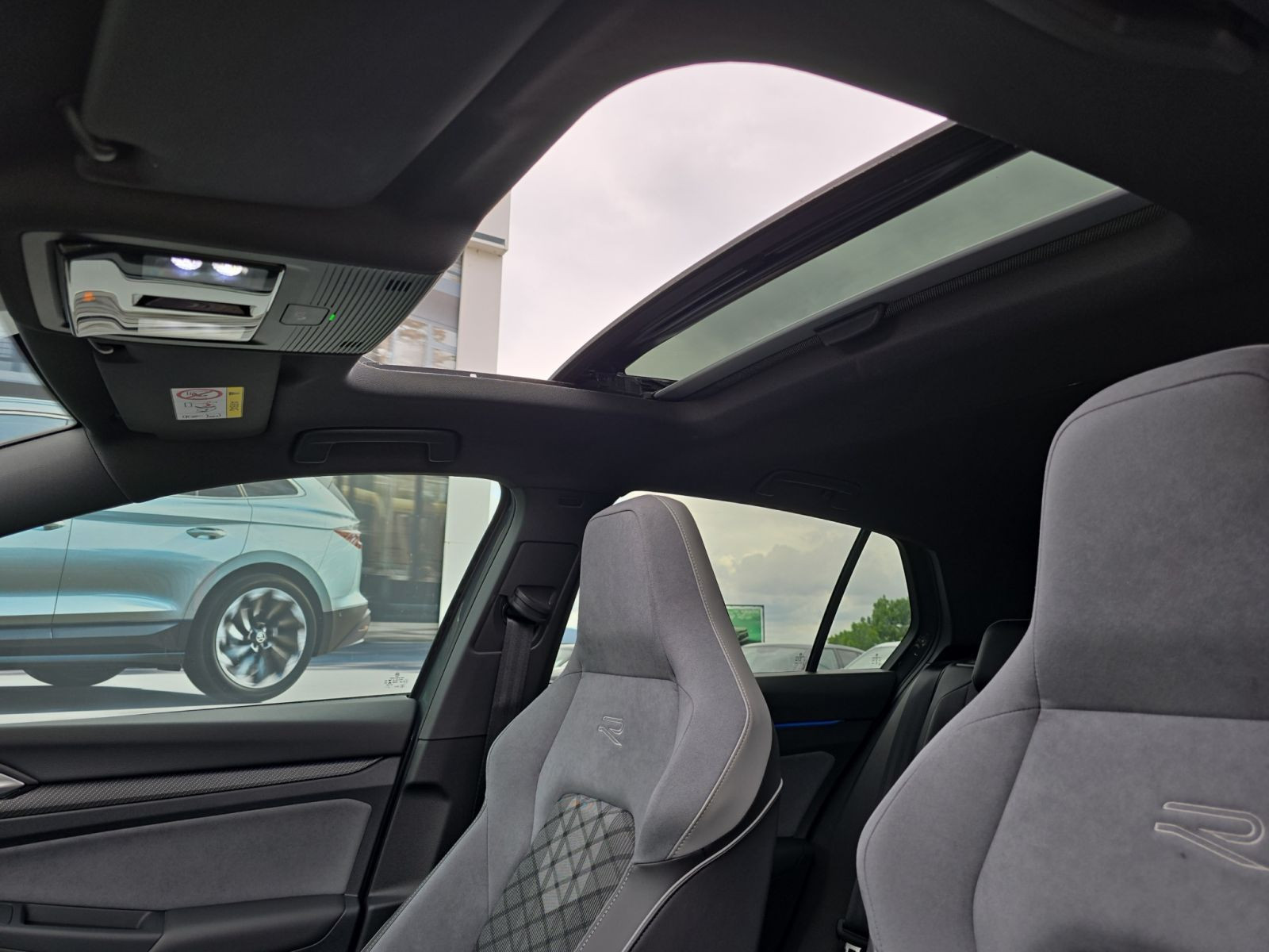 Volkswagen - Golf_20