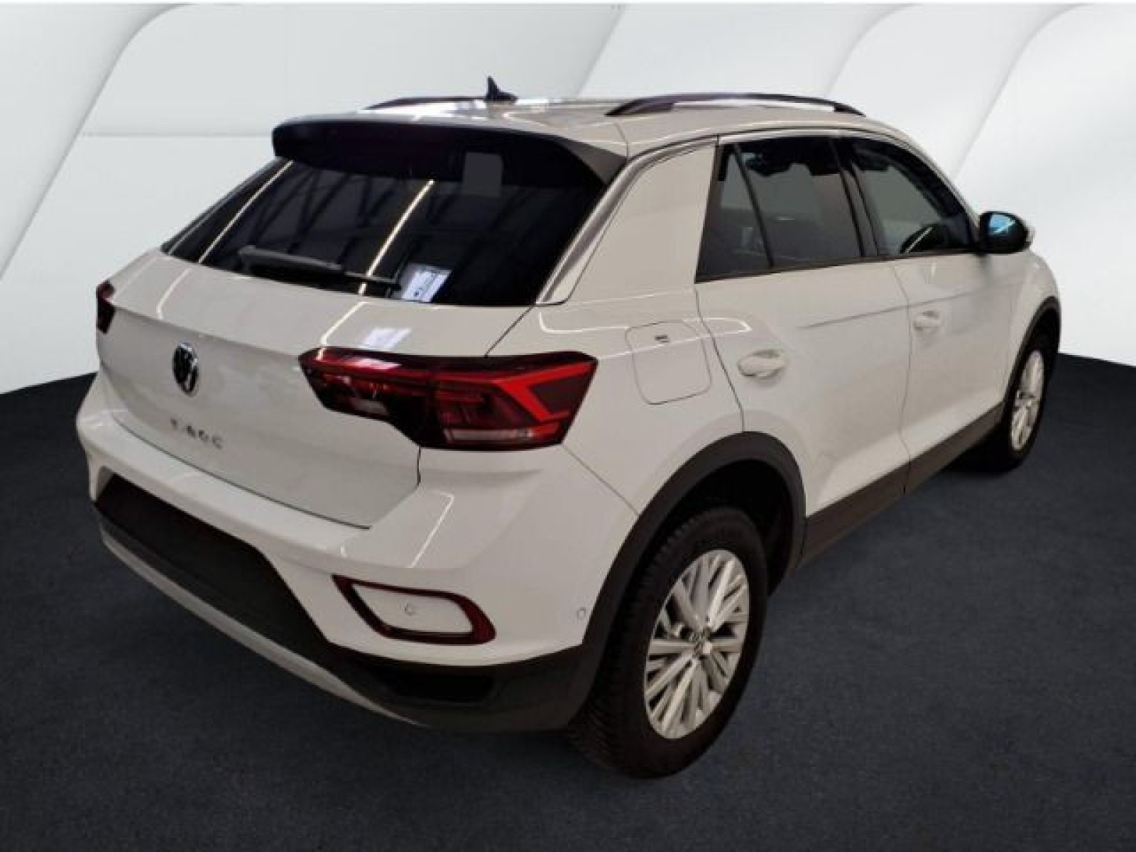 Volkswagen - T-Roc_4