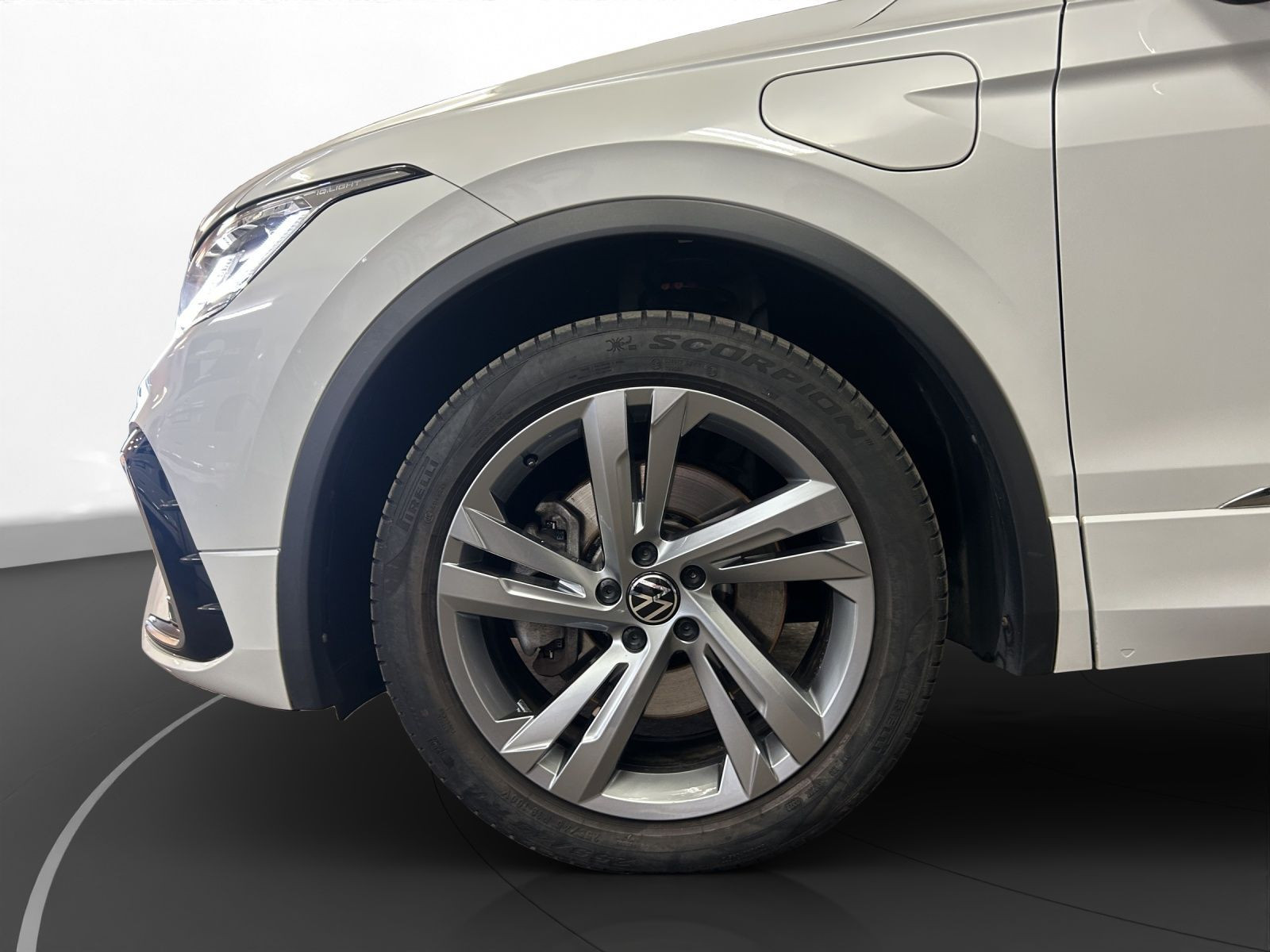 Volkswagen - Tiguan_11