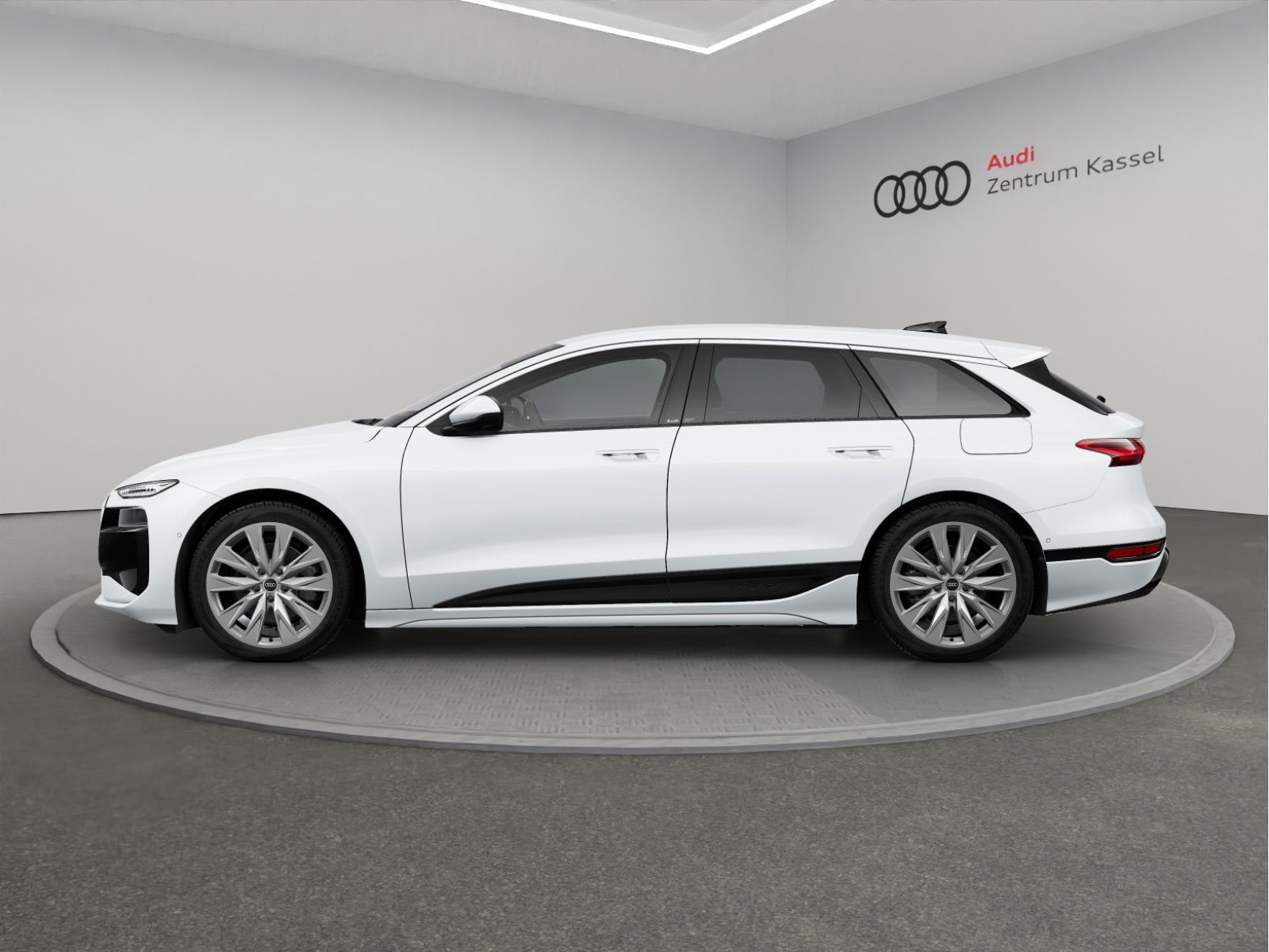 Audi - A6 Avant e-tron_4