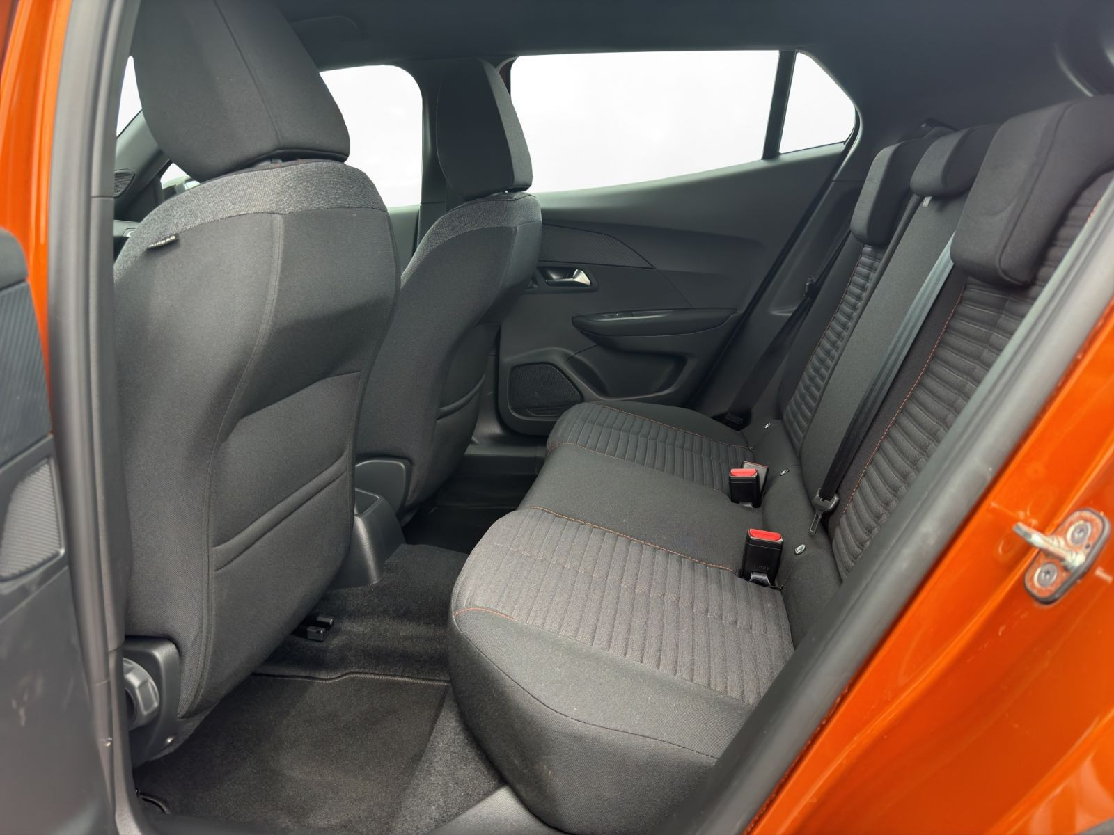 Peugeot - 2008_10