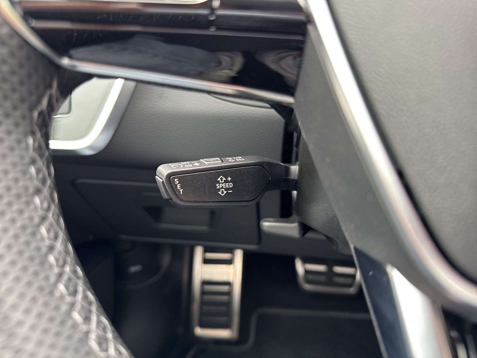Audi - S6 Limousine_26