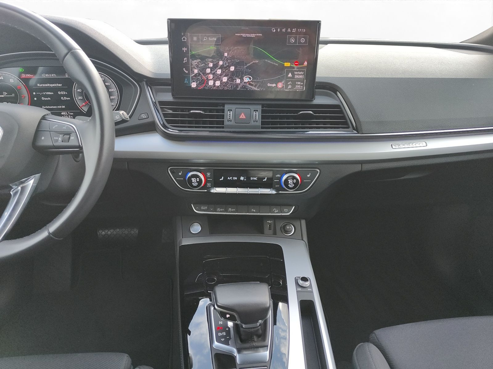 Audi - Q5_8