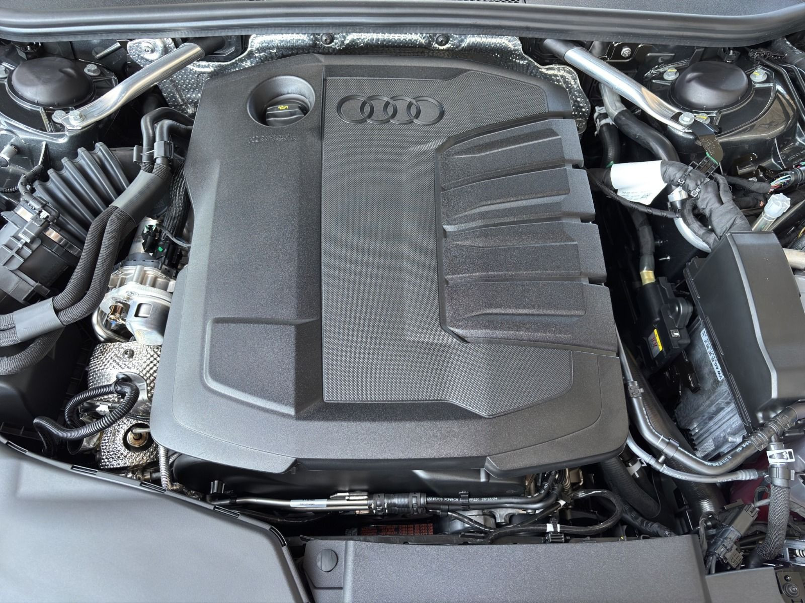 Audi - A6 Avant_24