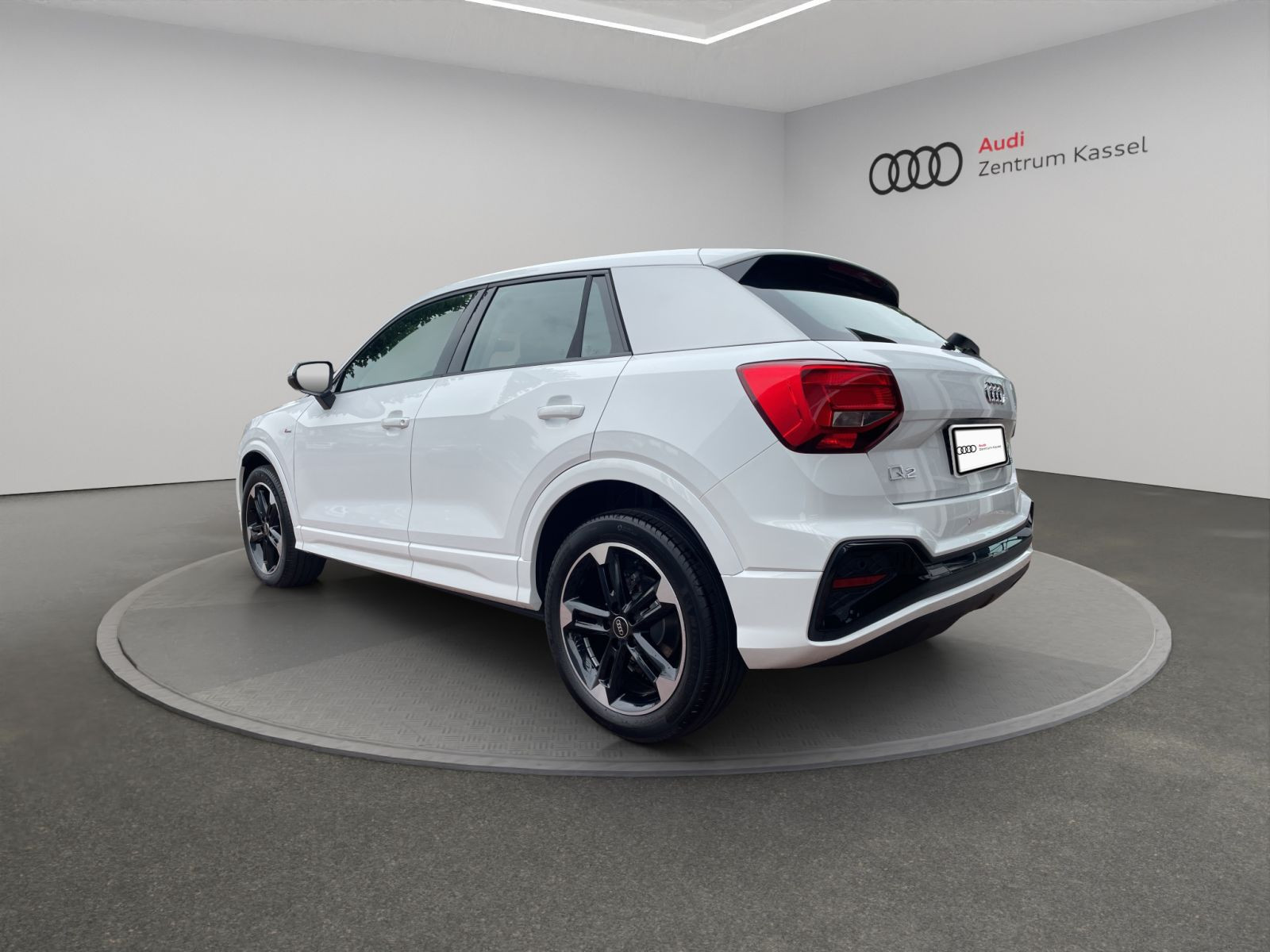 Audi - Q2_3