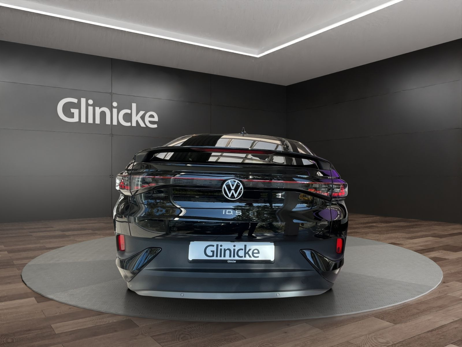 Volkswagen - ID.5_5