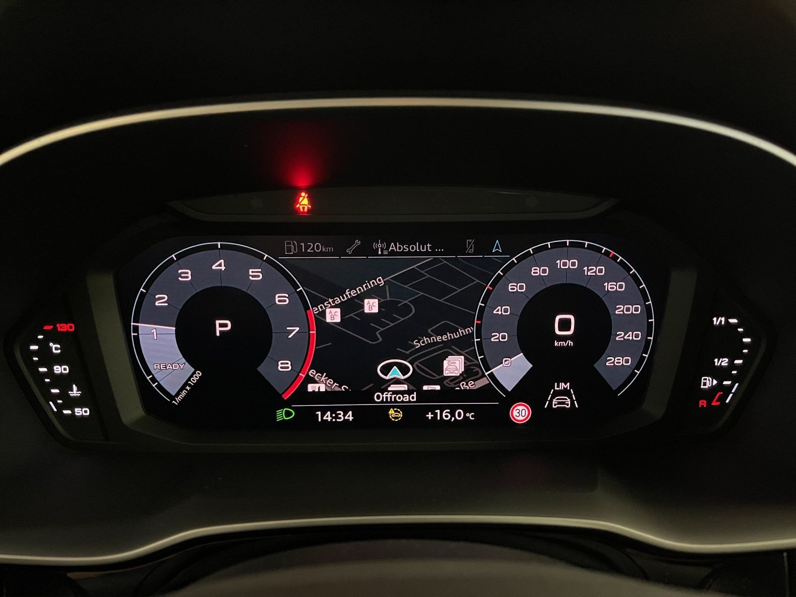 Audi - Q3_7