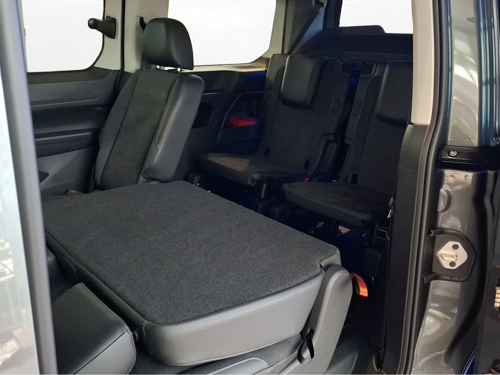 Volkswagen - Caddy Maxi_4