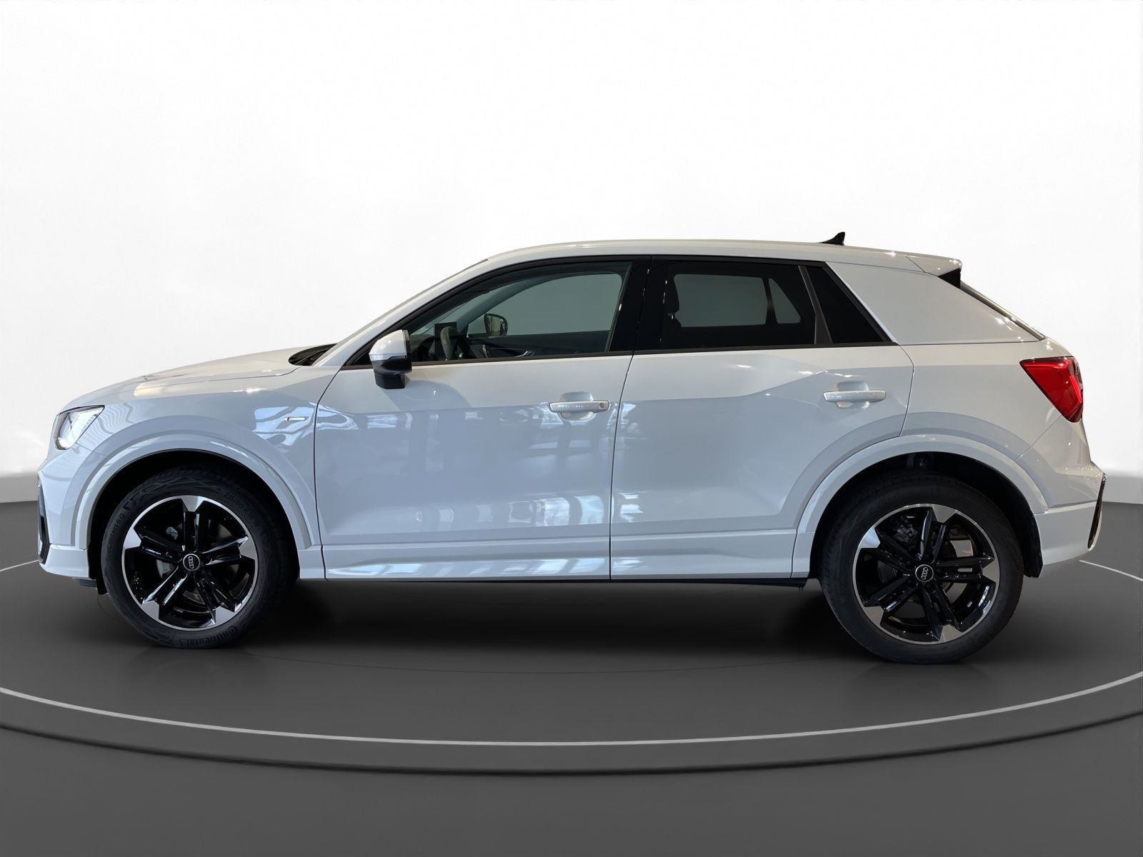 Audi - Q2_8
