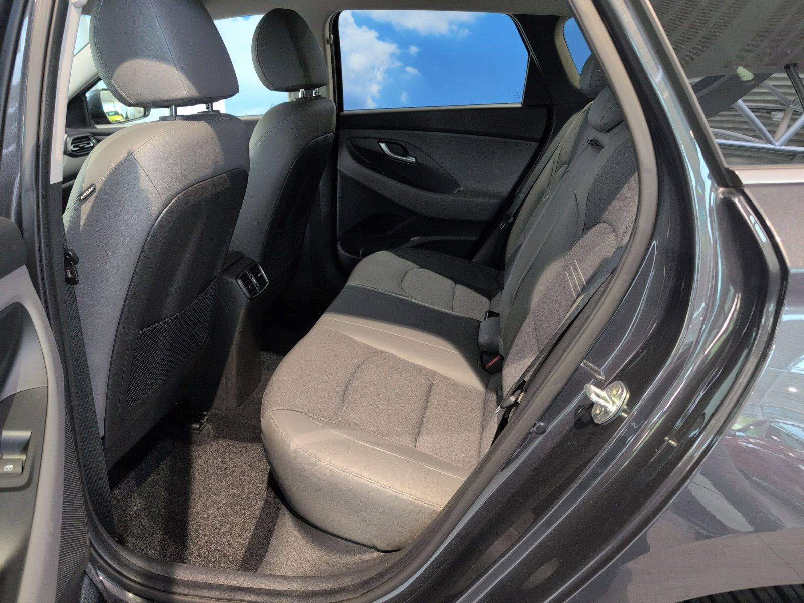 Hyundai - i30_9