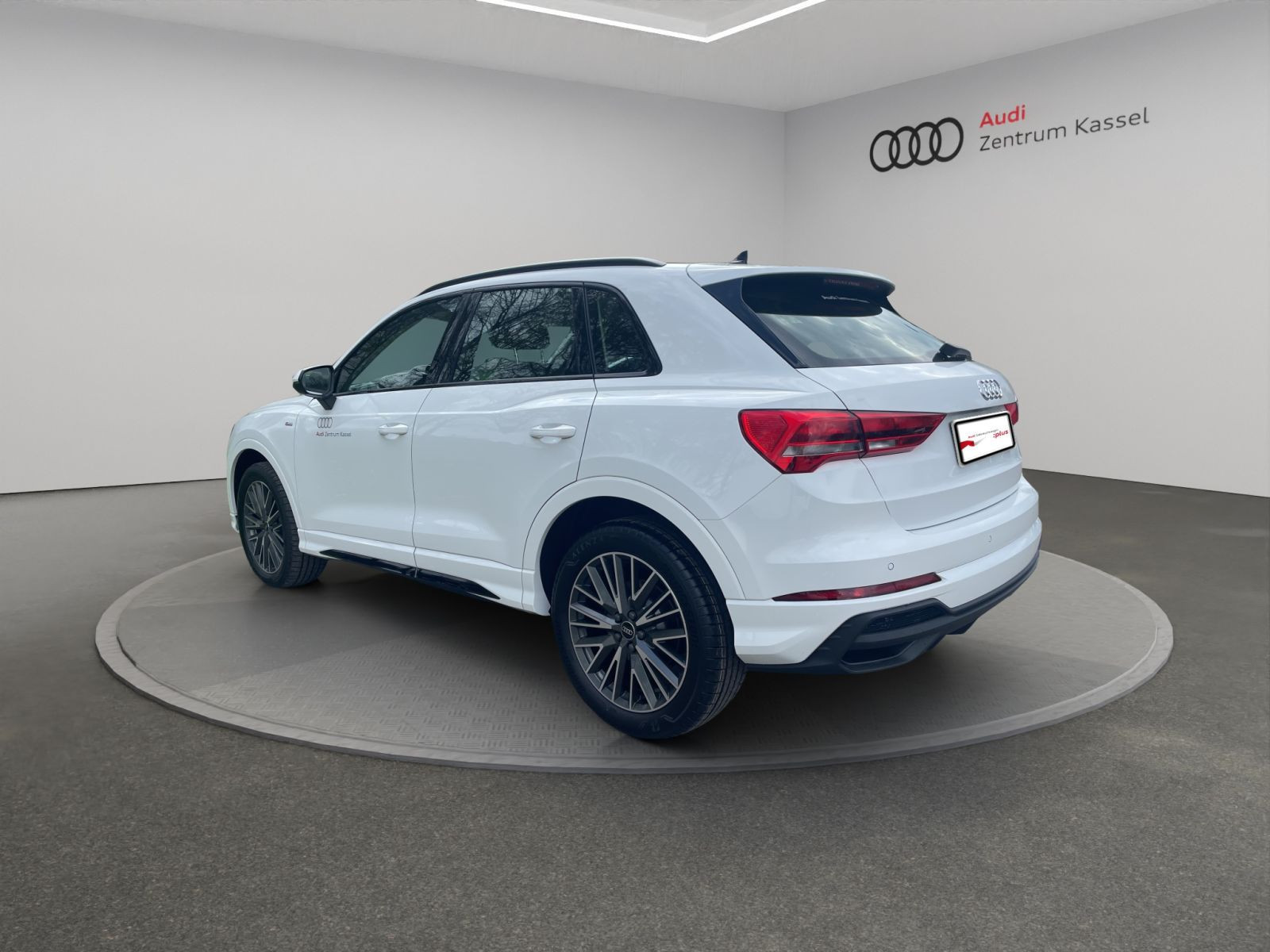 Audi - Q3_3