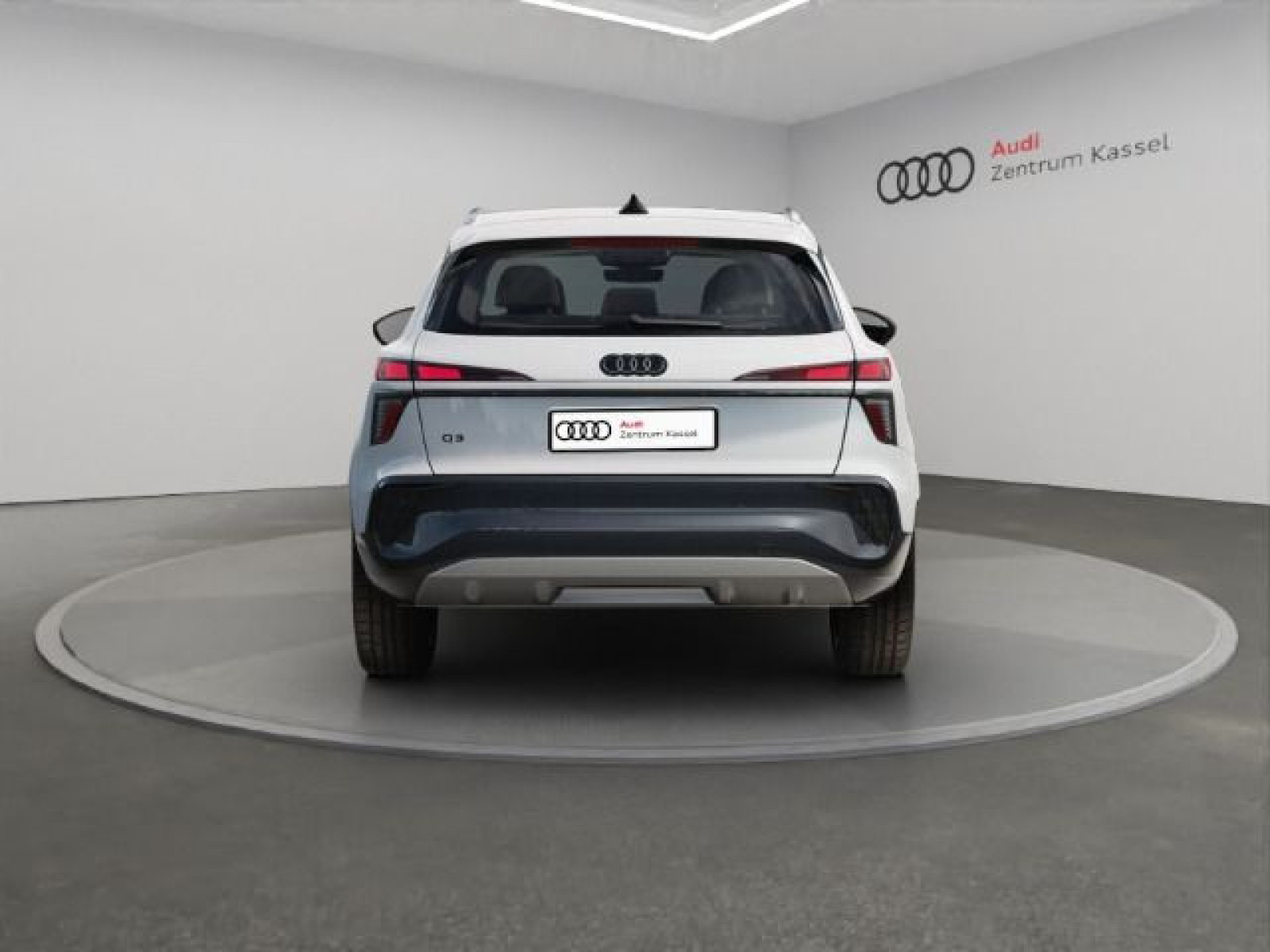 Audi - Q3_6