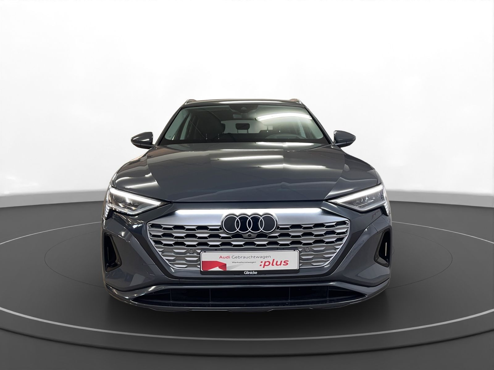 Audi - Q8 e-tron_2