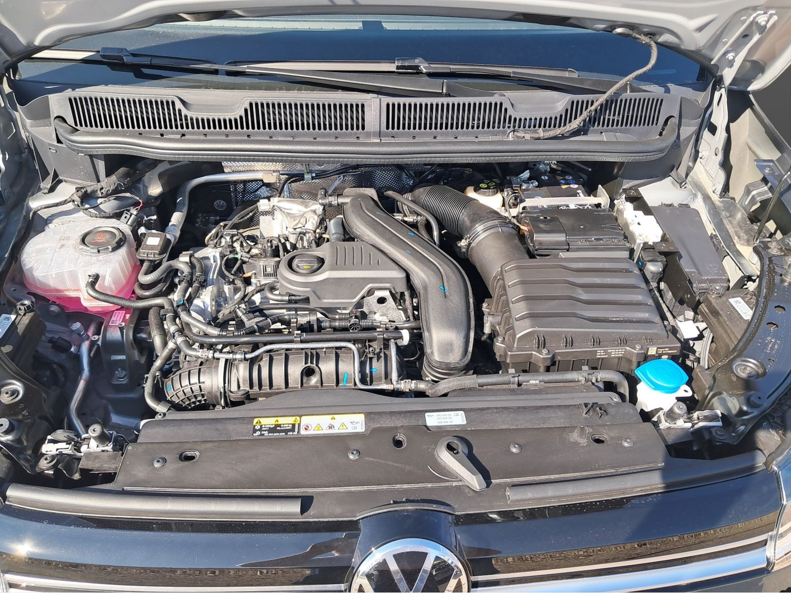 Volkswagen - Caddy_18