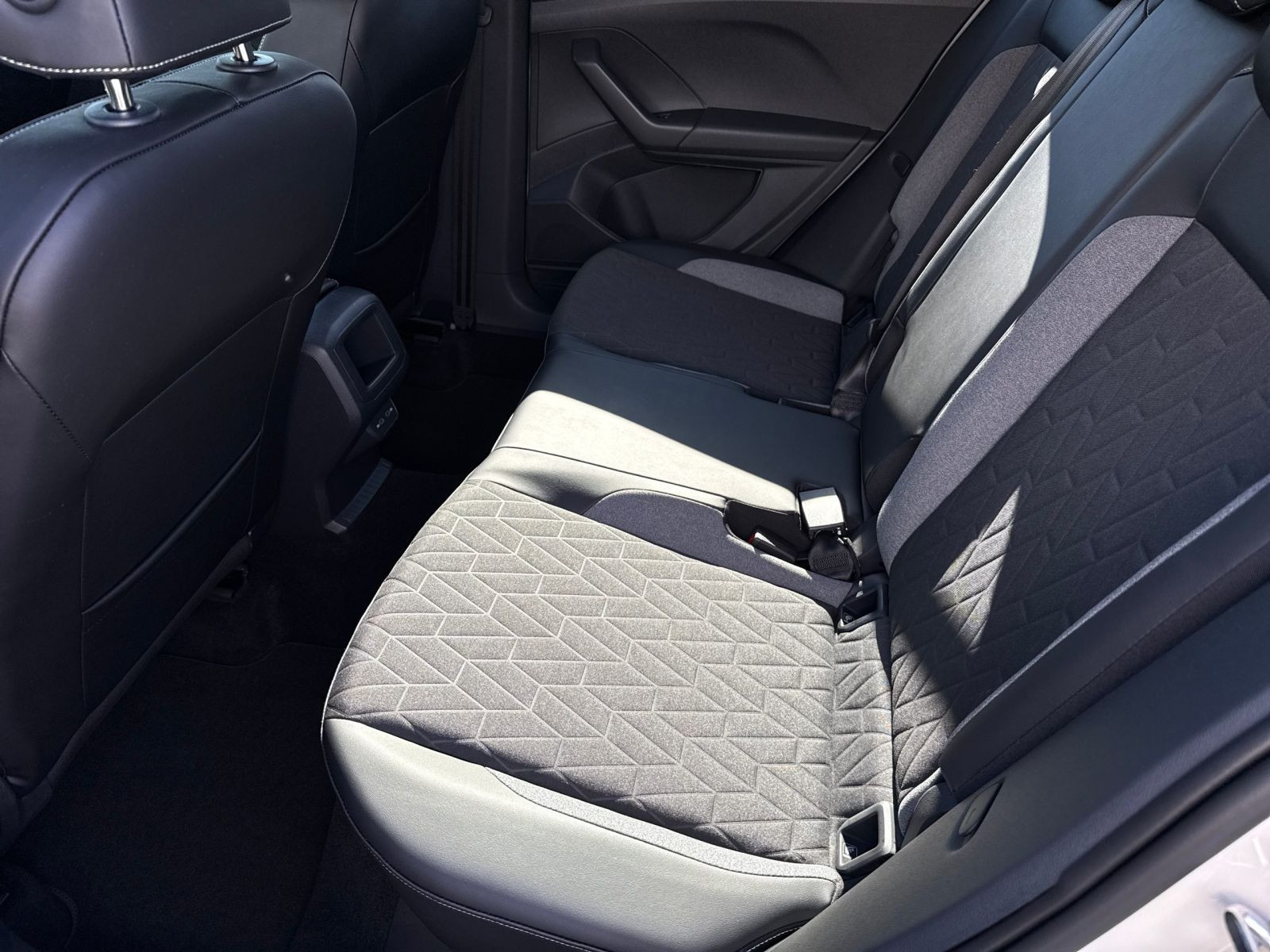 Volkswagen - T-Cross_14