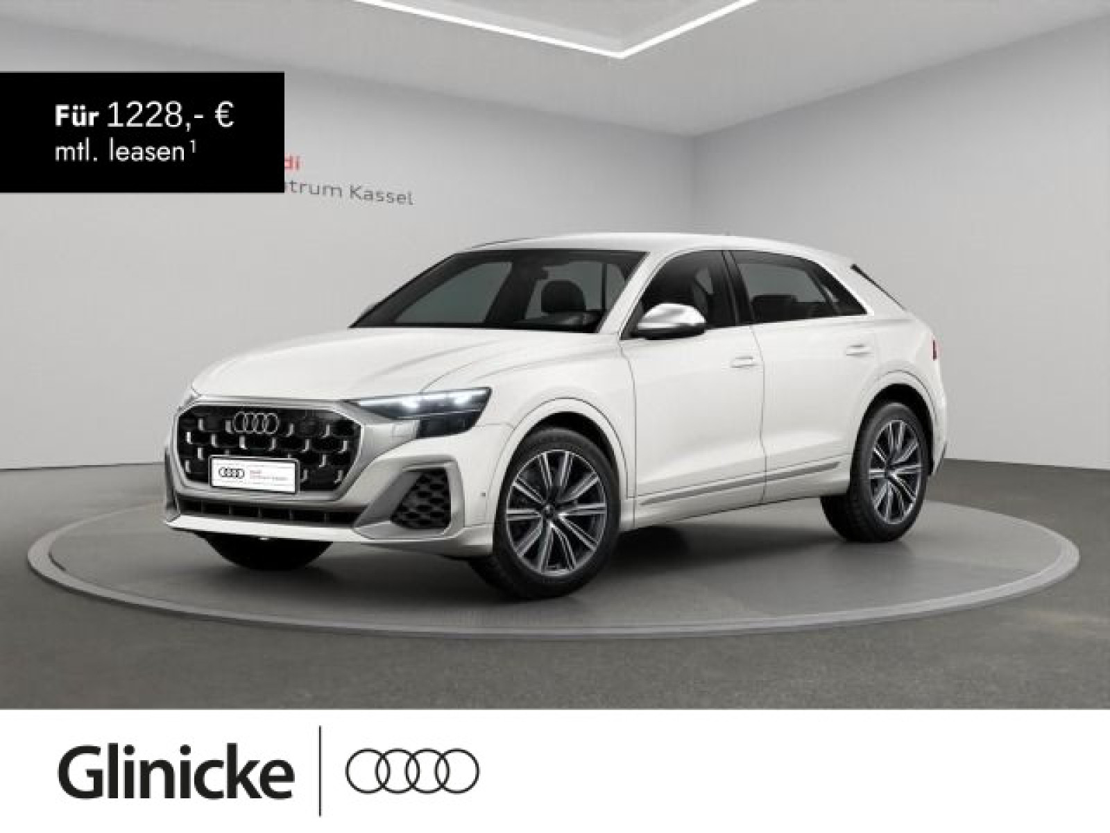 Audi - SQ8_1