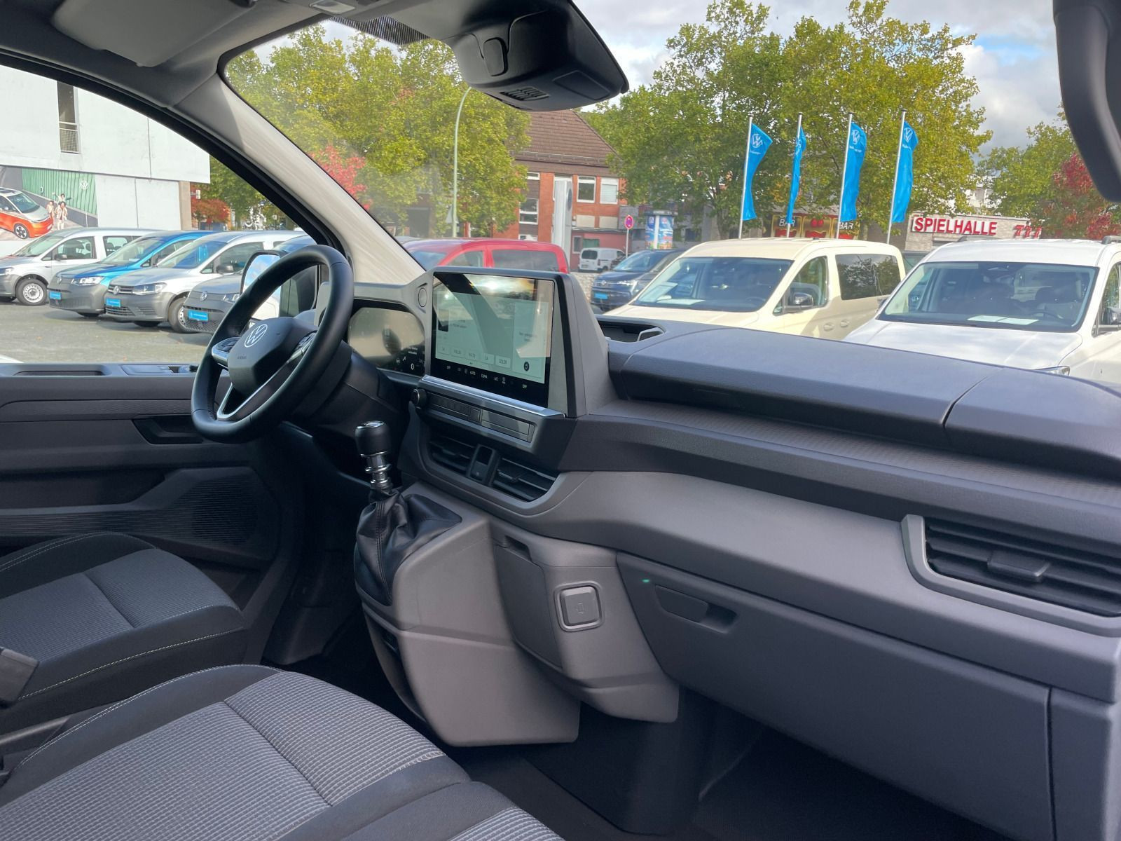 Volkswagen - T7 Transporter_8