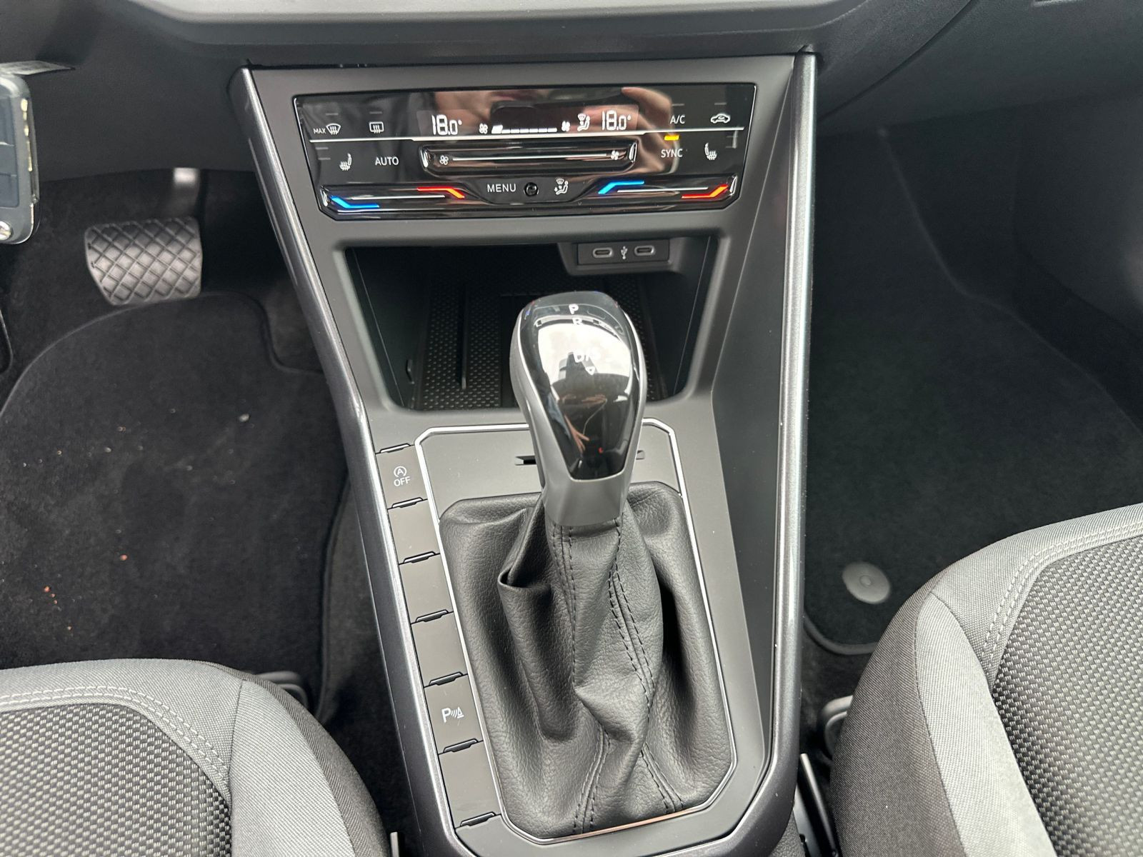 Volkswagen - Polo_16