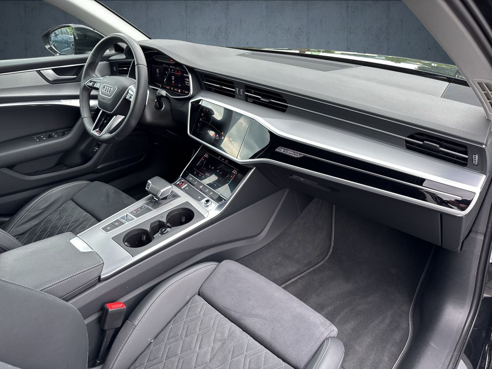Audi - S6 Limousine_16