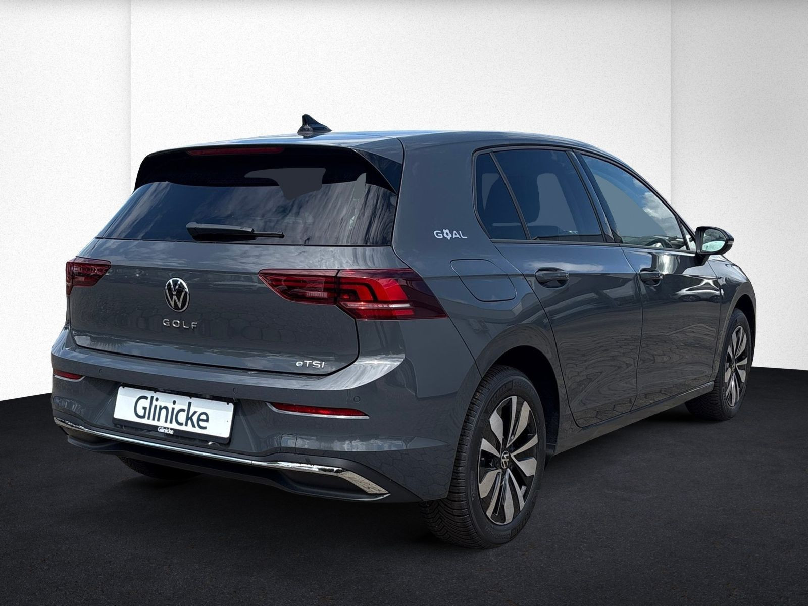 Volkswagen - Golf_4