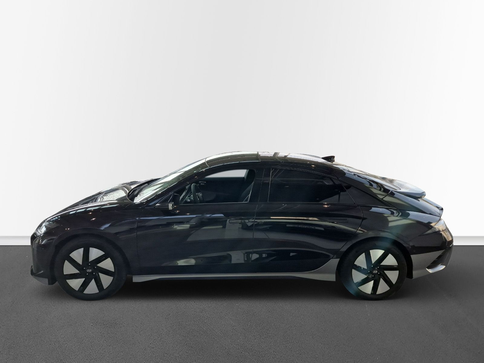 Hyundai - IONIQ 6_3