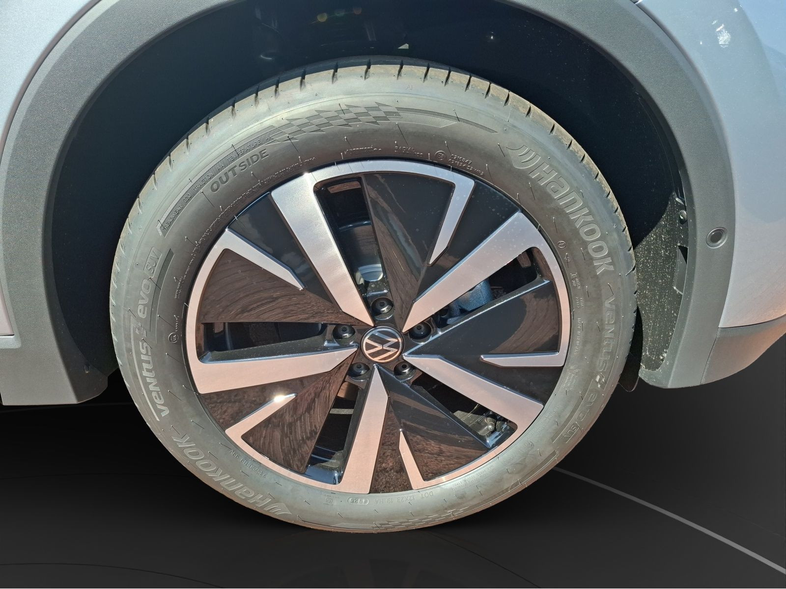 Volkswagen - Tiguan_11