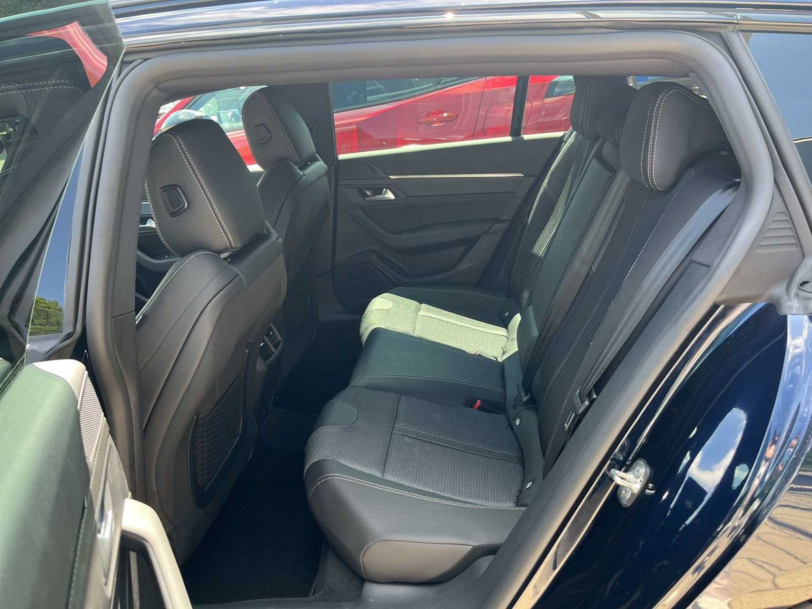 Peugeot - 508_11
