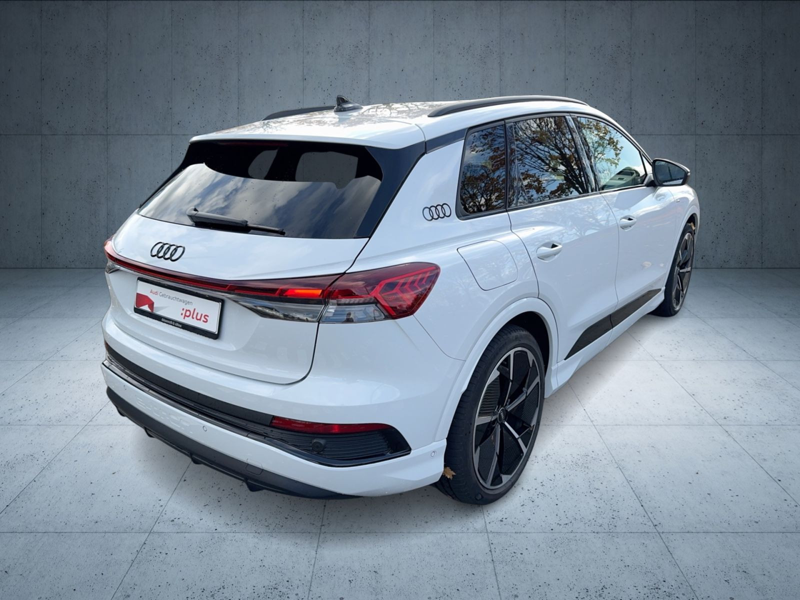 Audi - Q4 e-tron_5