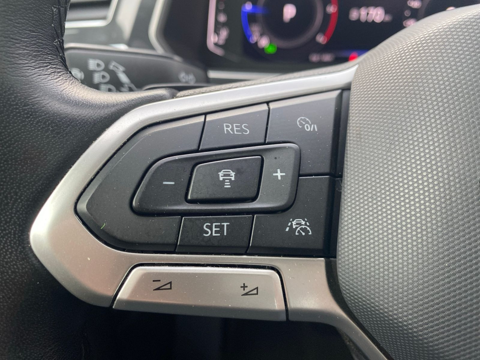 Volkswagen - Tiguan_16 Volkswagen - Tiguan_16