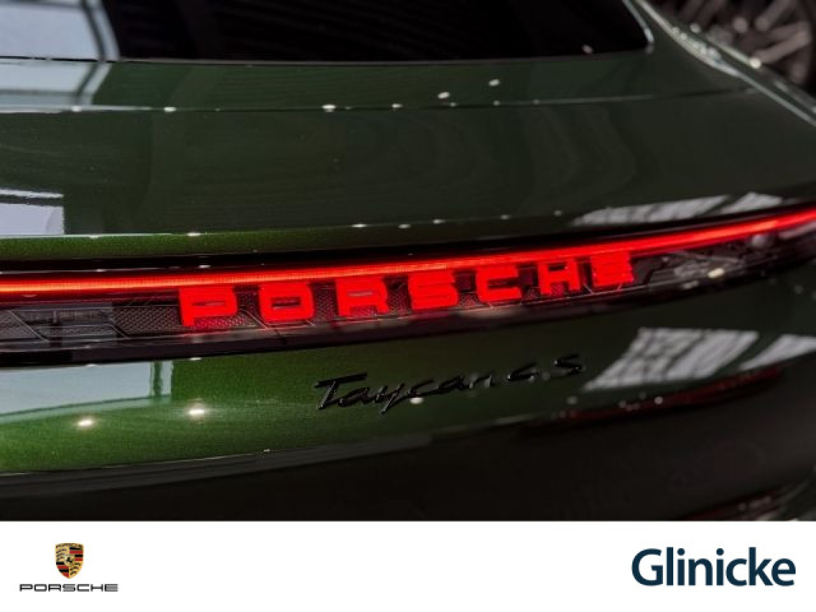 Porsche - Taycan_8