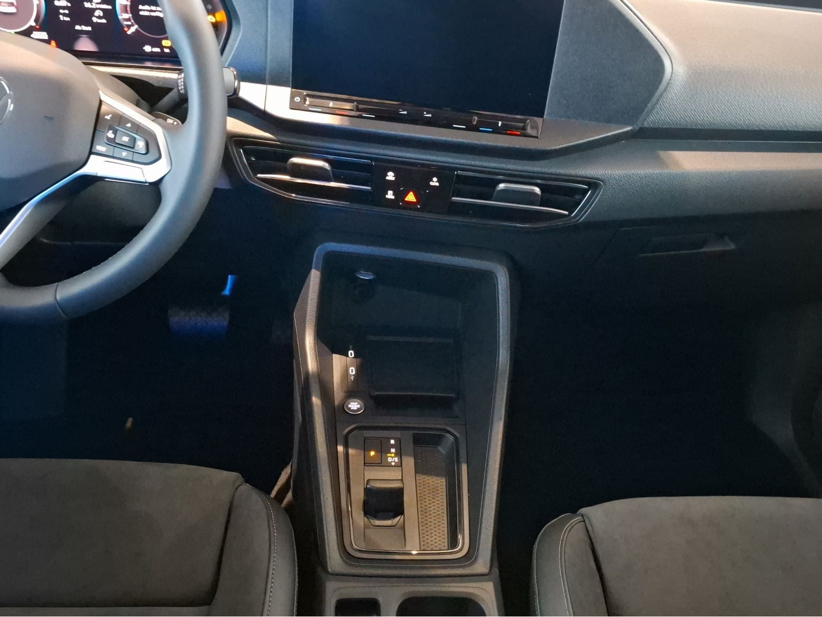 Volkswagen - Caddy Maxi_6