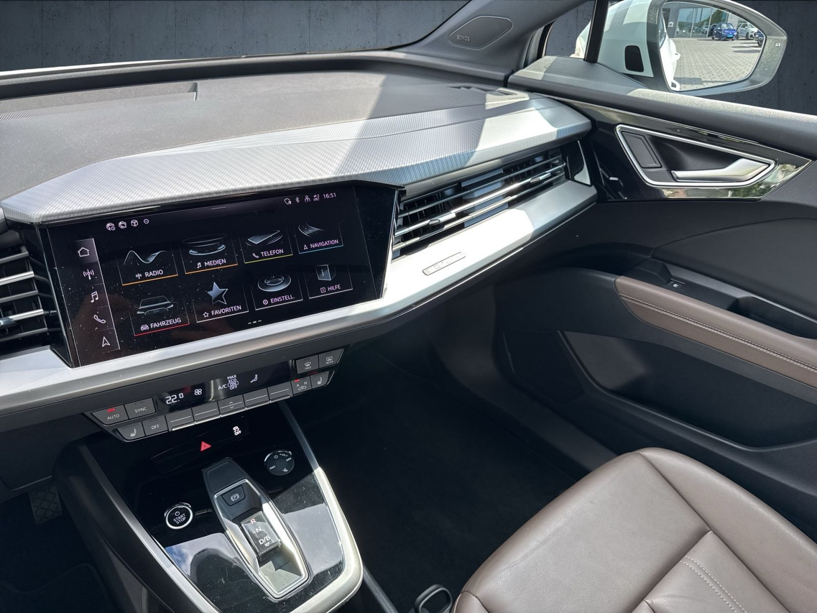 Audi - Q4 e-tron_27