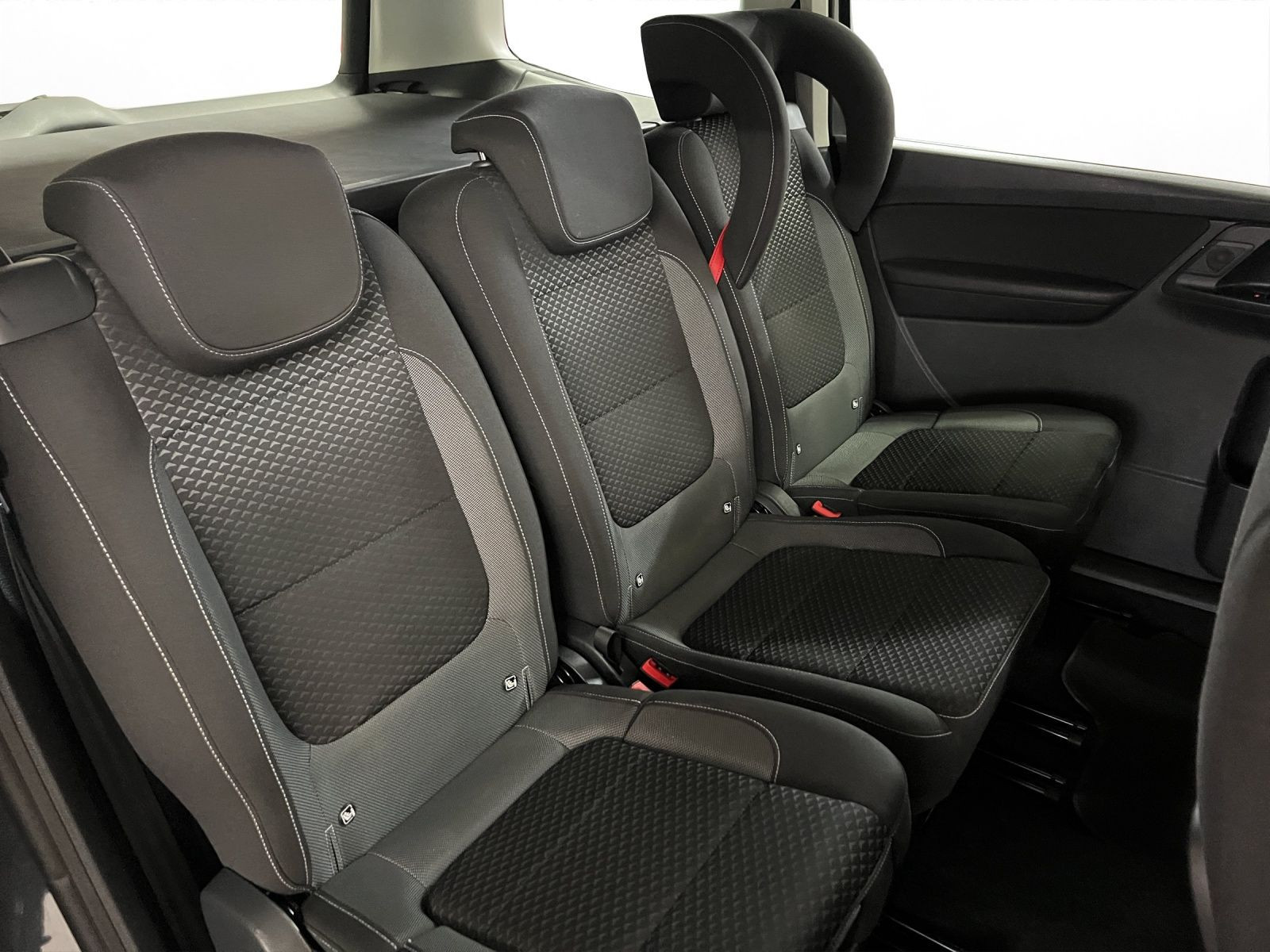 Volkswagen - Sharan_19