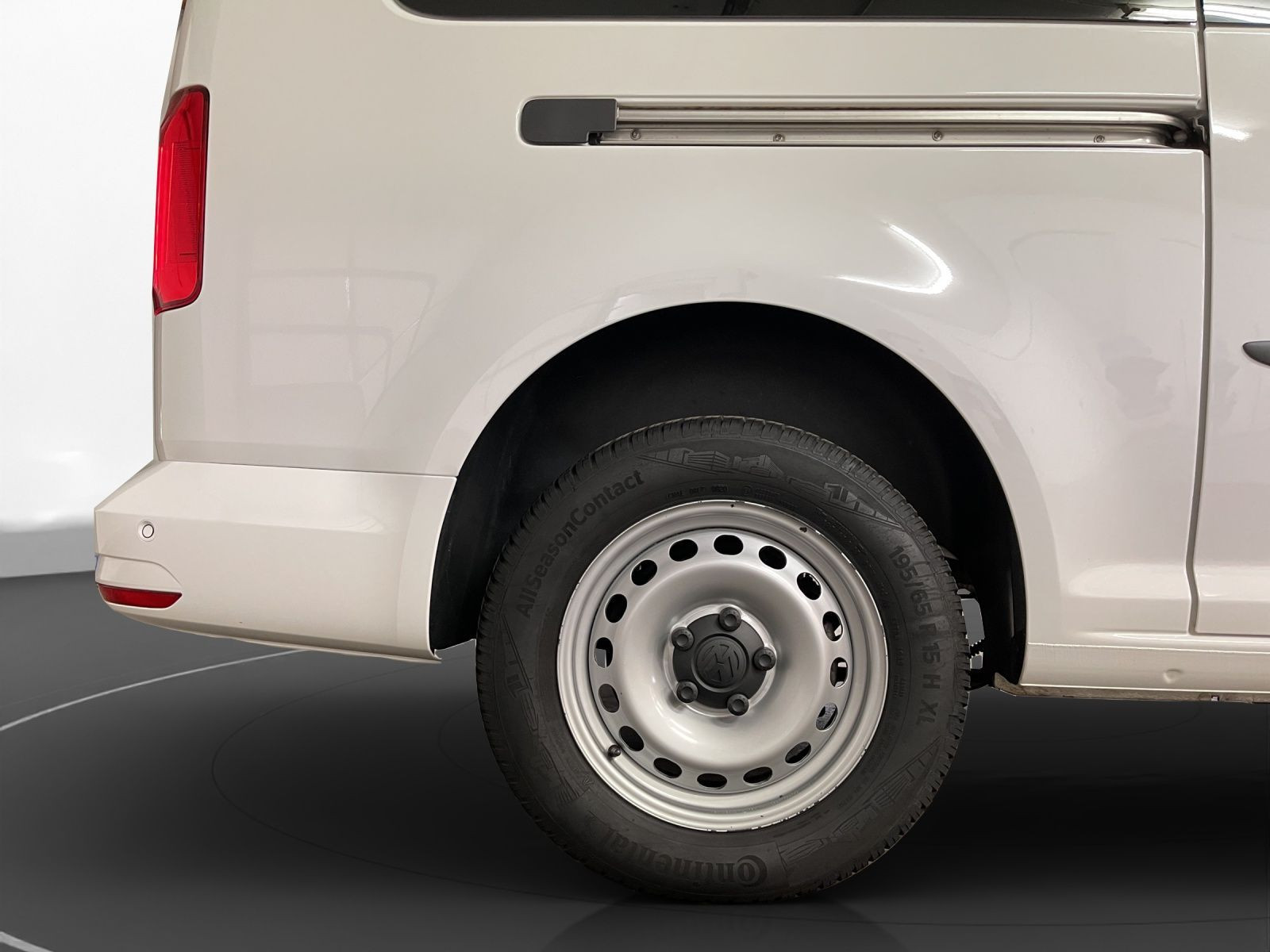 Volkswagen - Caddy Maxi_15