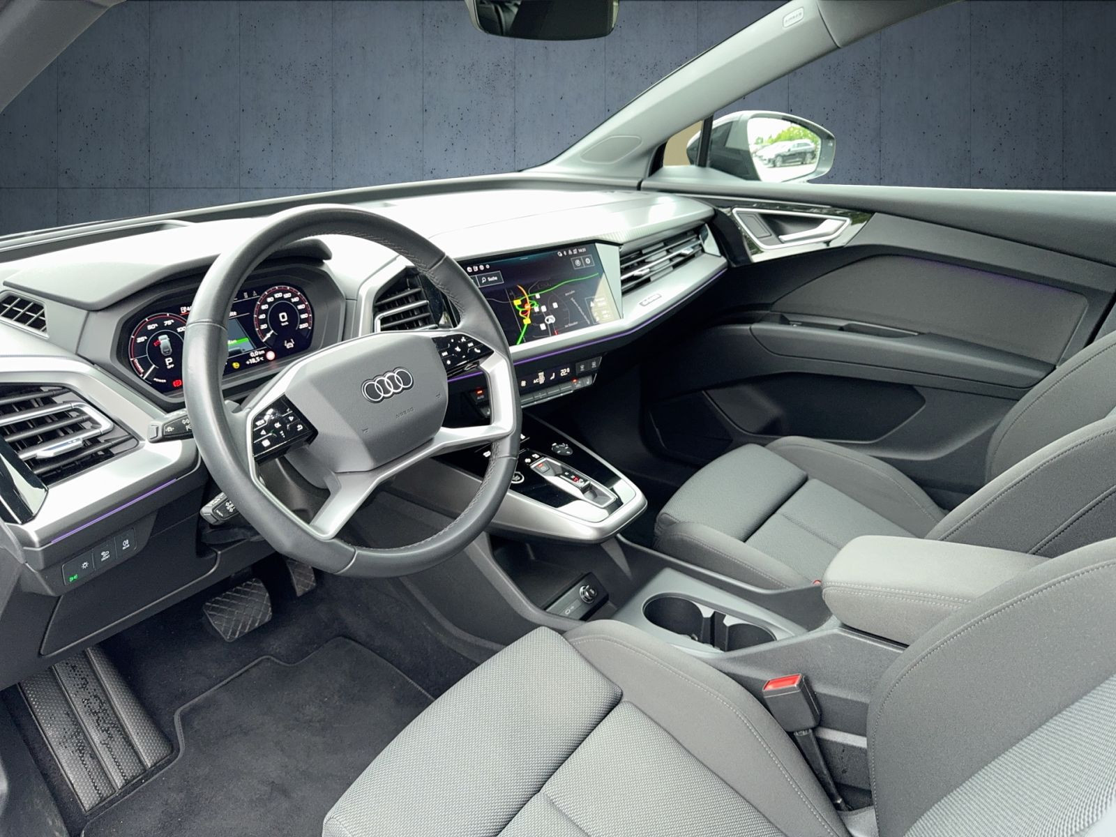 Audi - Q4_11