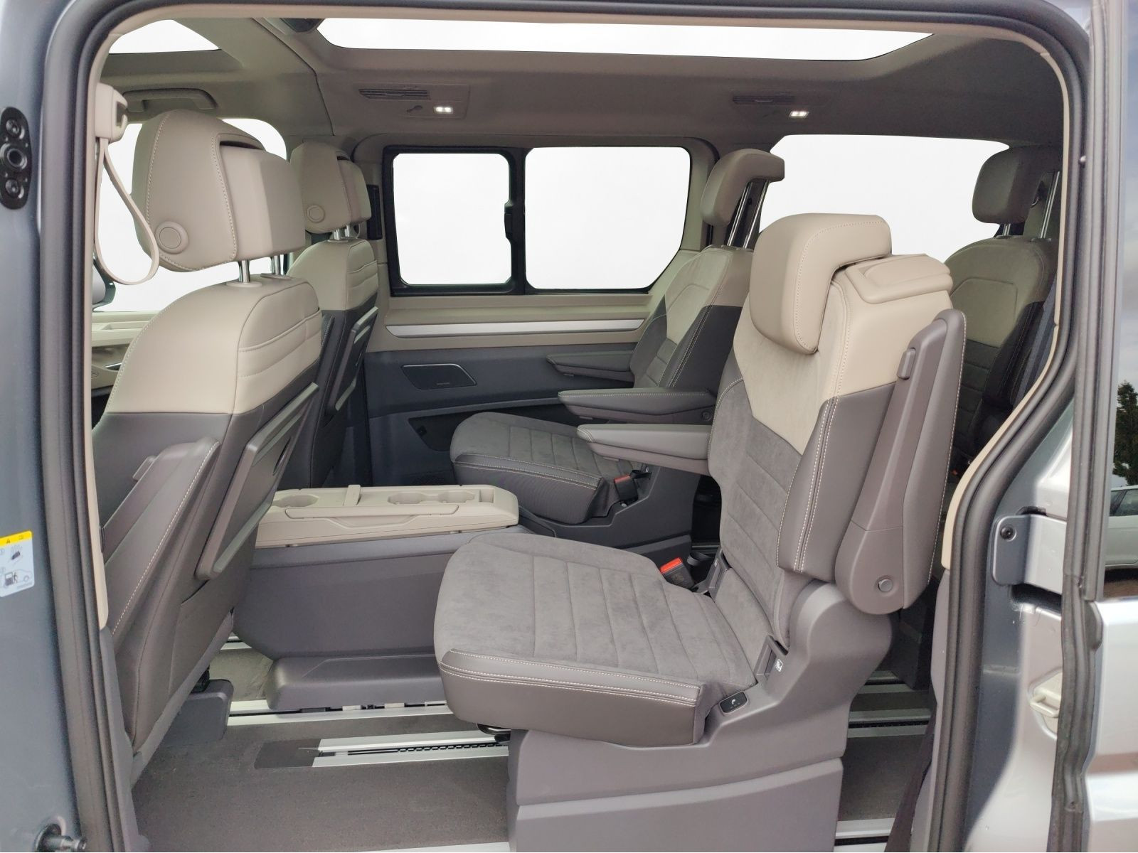 Volkswagen - Multivan_4