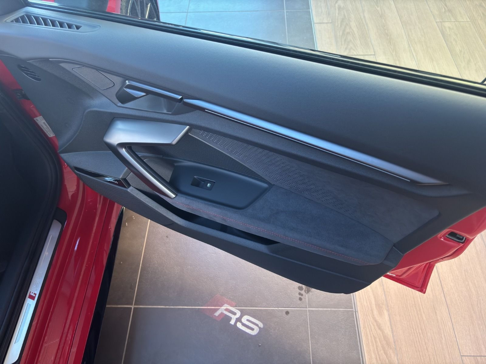 Audi - RS 3 Limousine_18