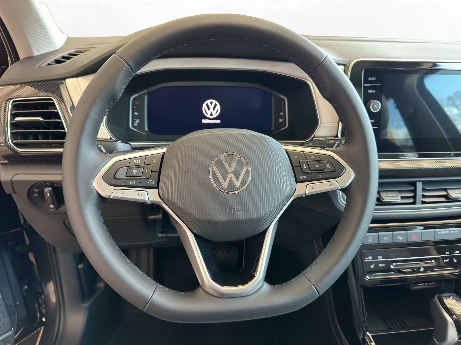 Volkswagen - T-Cross_8
