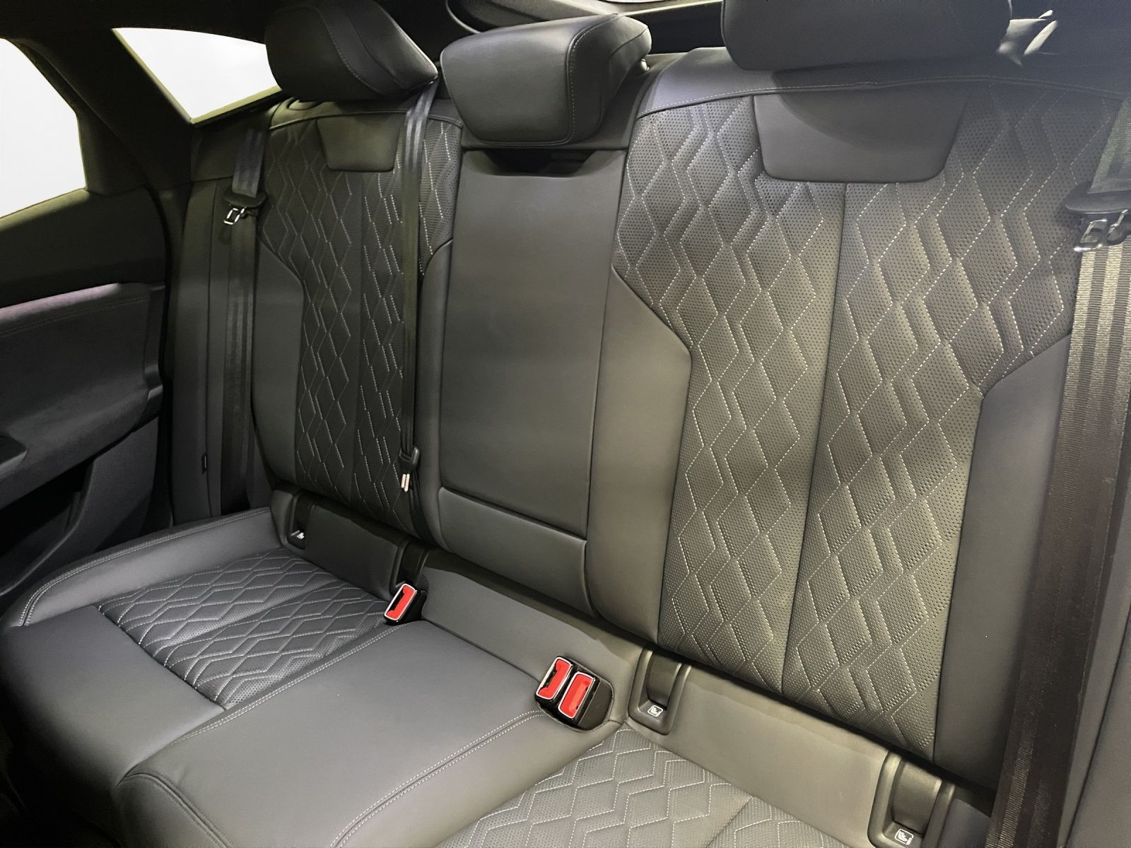Audi - A6 Sportback e-tron_20