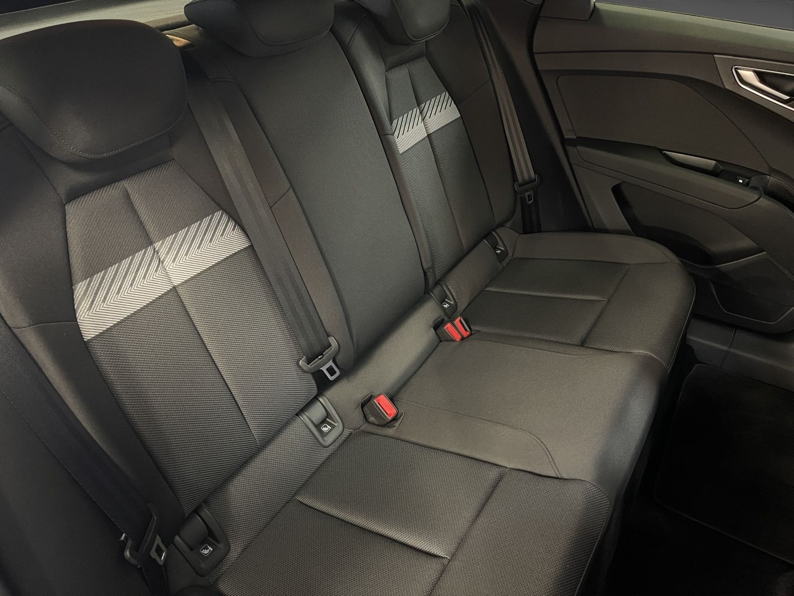Audi - Q4 Sportback e-tron_19