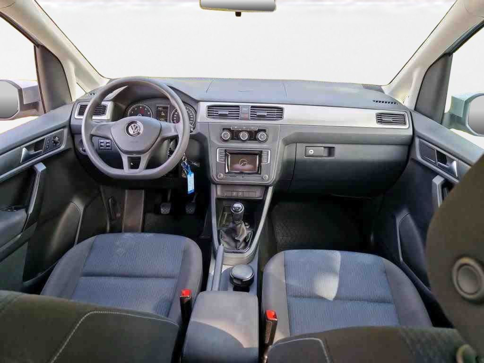 Volkswagen - Caddy_5