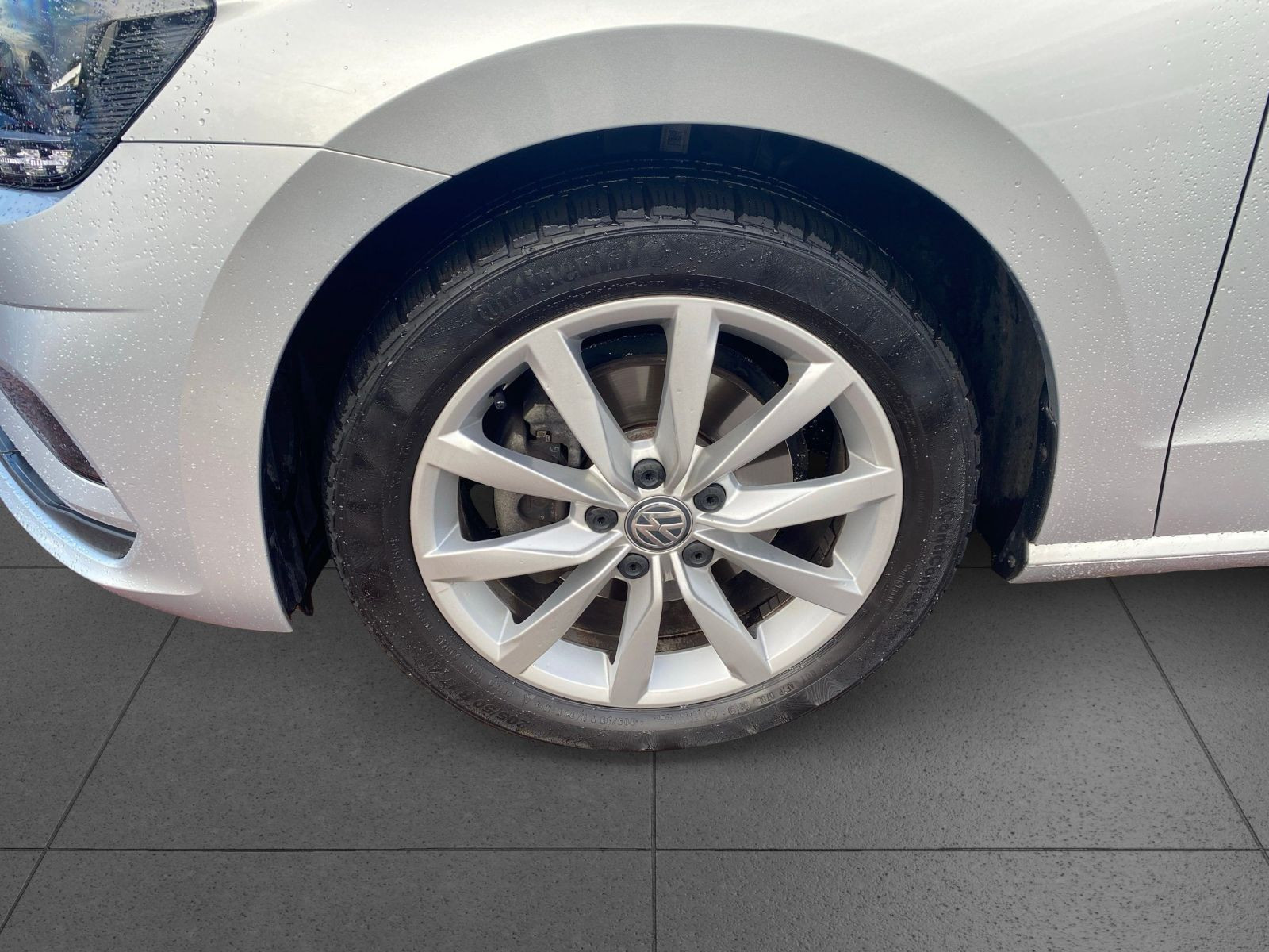 Volkswagen - Golf Sportsvan_9