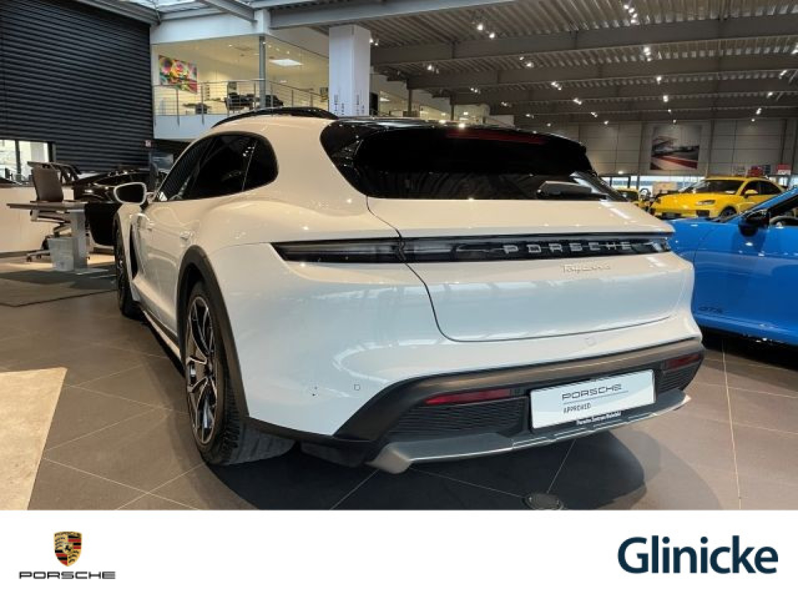 Porsche - Taycan_30